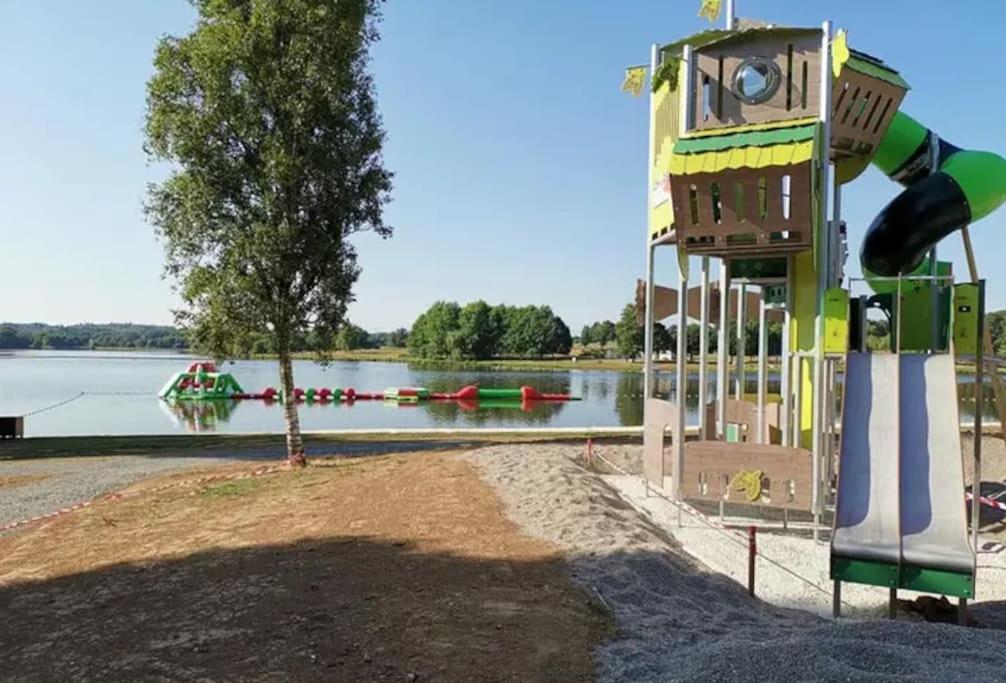 Cottage By The Chateau With Pool In National Parc Les Salles-Lavauguyon Luaran gambar