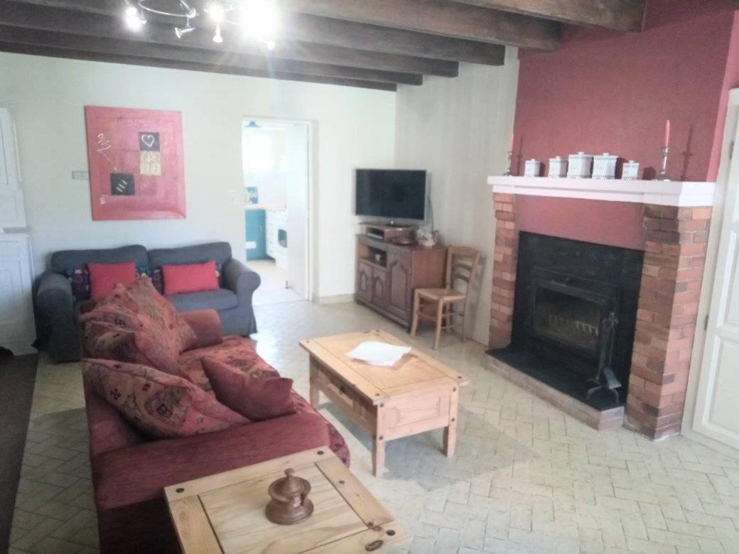 Cottage By The Chateau With Pool In National Parc Les Salles-Lavauguyon Luaran gambar