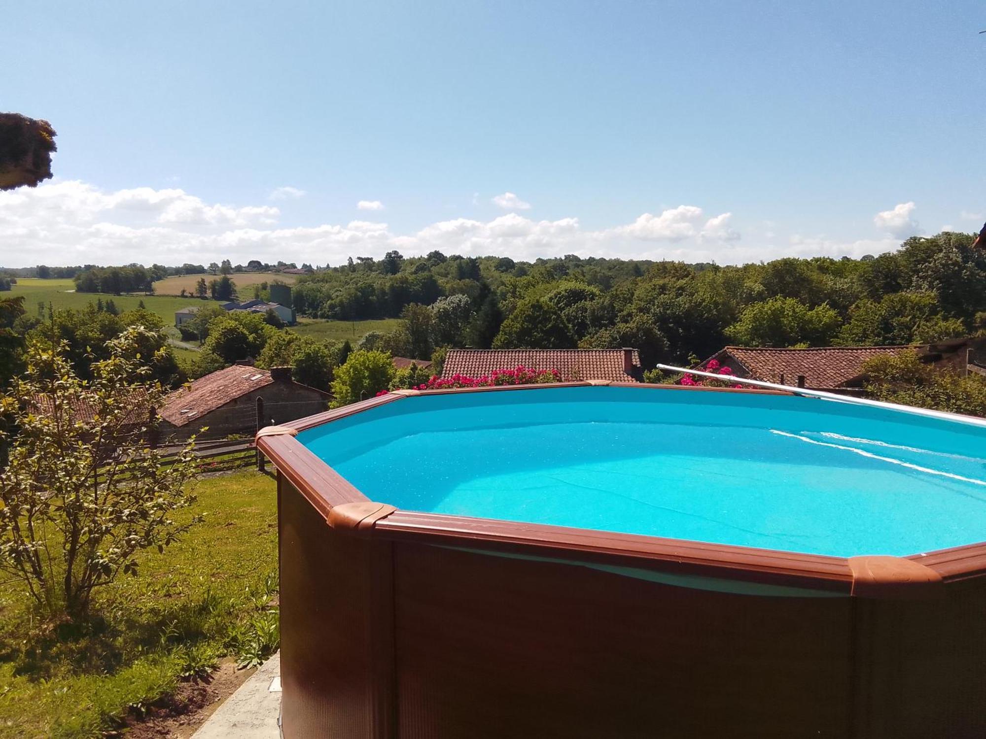 Cottage By The Chateau With Pool In National Parc Les Salles-Lavauguyon Luaran gambar